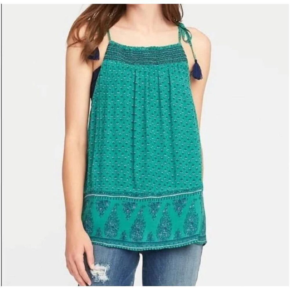 Old Navy Women’s Green Floral Halter Top Size Medium